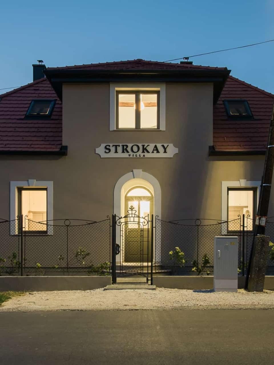 Property building, Night