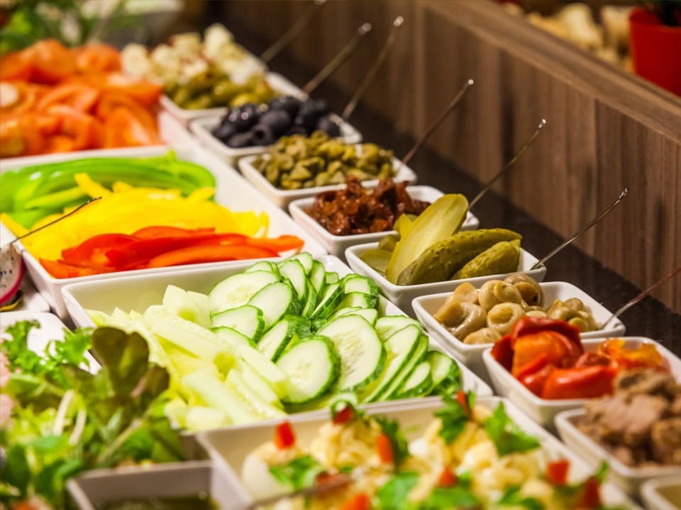 Restaurant/places to eat, Food, Buffet breakfast