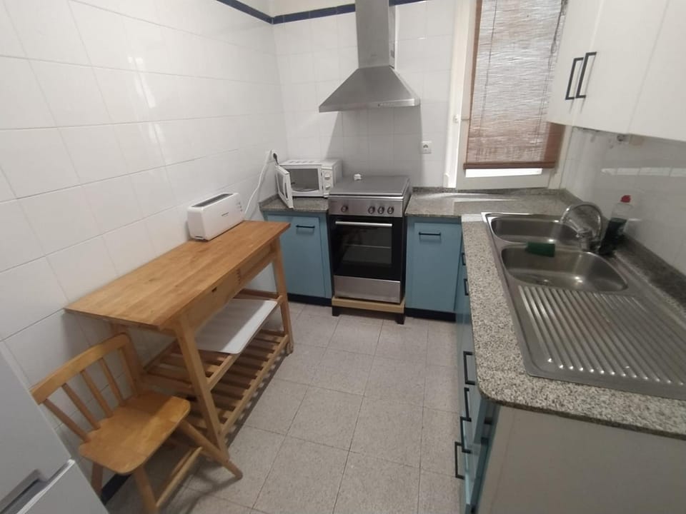 Kitchen or kitchenette, Living room