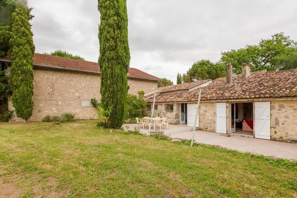 Property building, Garden