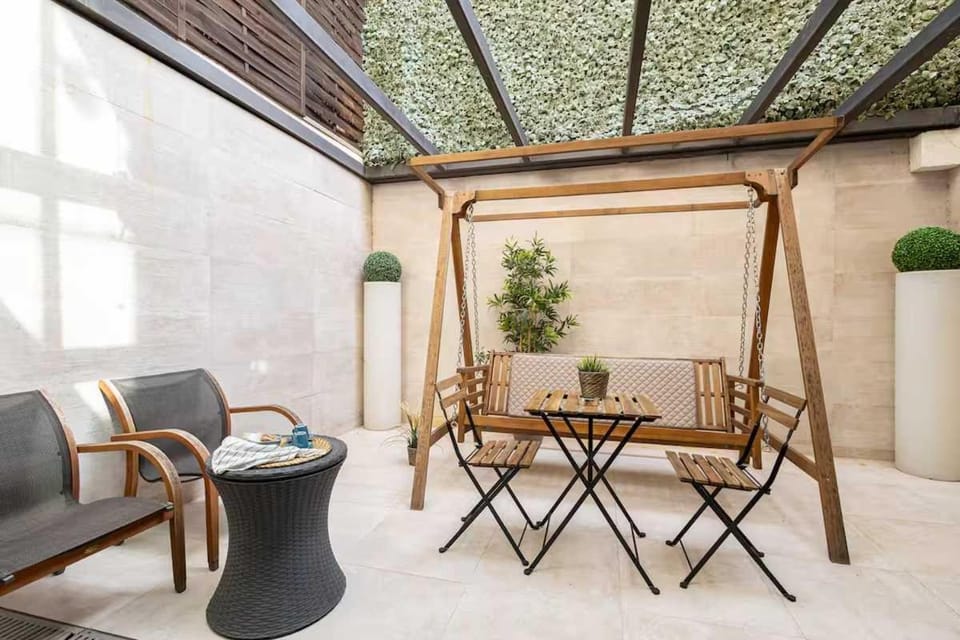 The Collection Barcelona - Amazing 3 Bedroom Apartment with indoor POOL Apartment in Barcelona