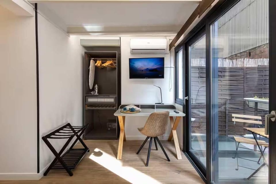 The Collection Barcelona - Amazing 3 Bedroom Apartment with indoor POOL Apartment in Barcelona