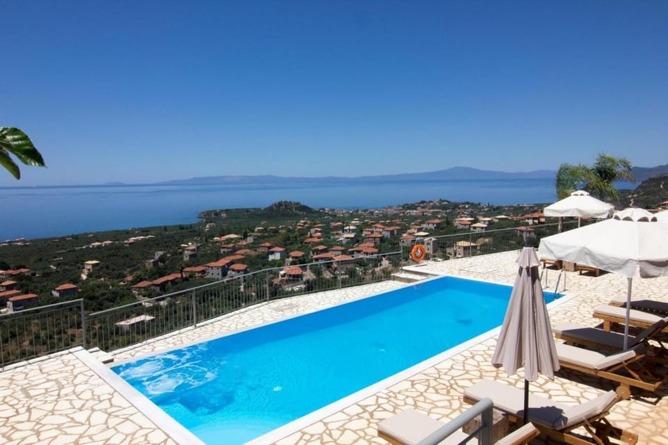 Elsa Villa by Elrin Villas Mani Villa in Messenia