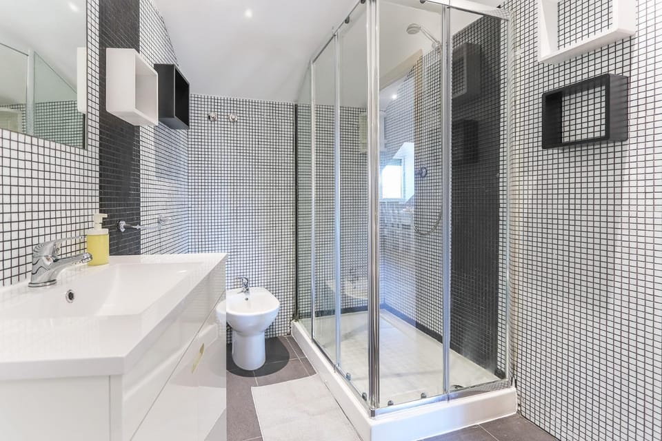 Vita Portucale ! Concept Apartment Campo Ourique Apartment in Lisbon