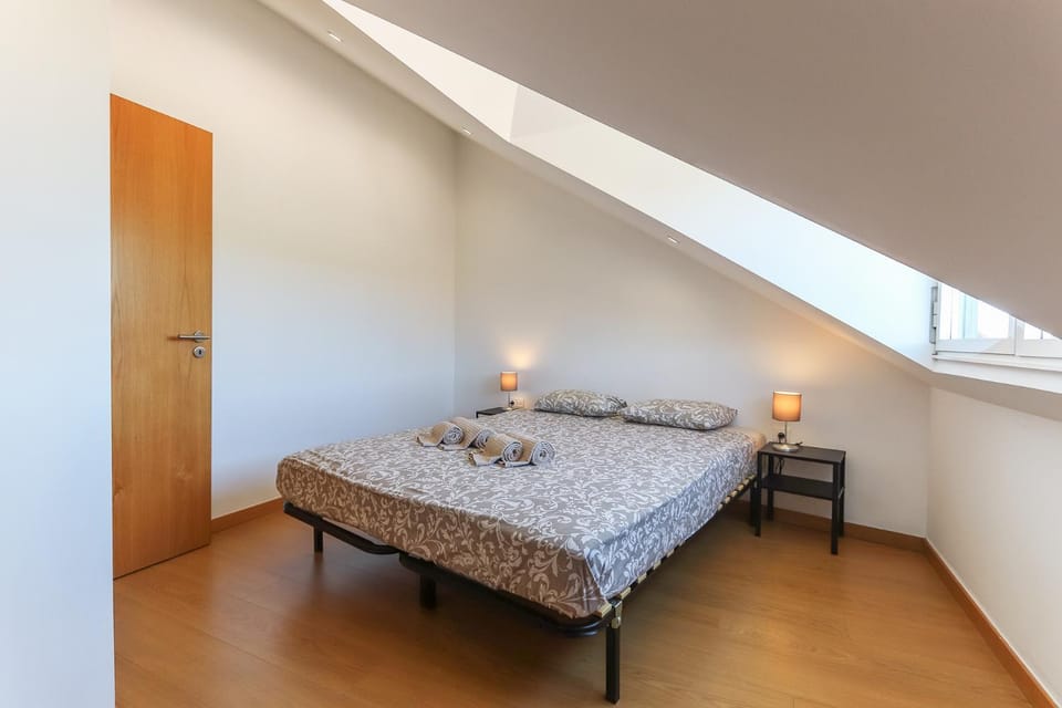 Vita Portucale ! Concept Apartment Campo Ourique Apartment in Lisbon