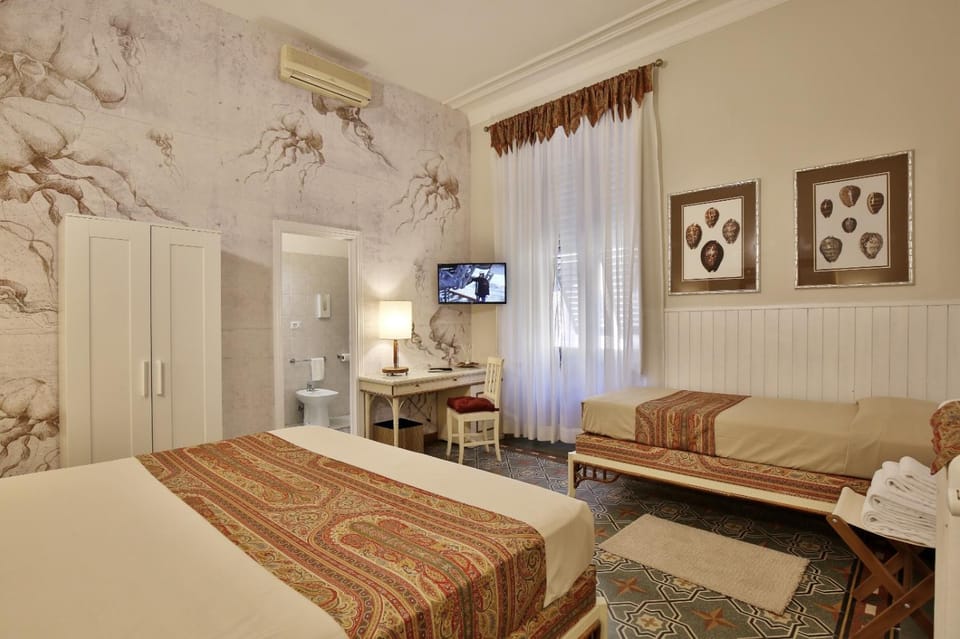 Bed, Photo of the whole room