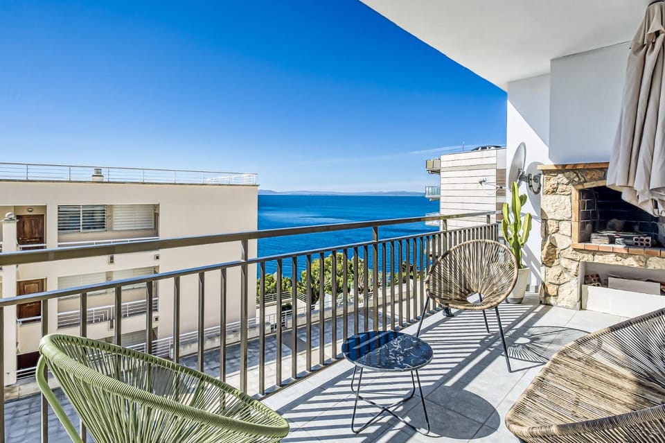 Dining area, Sea view
