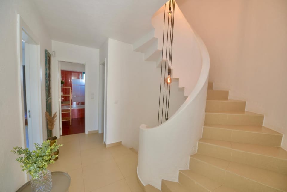 Villa Cove - Villa in complex only 5 minutes from the Marina of Vilamoura Villa in Quarteira