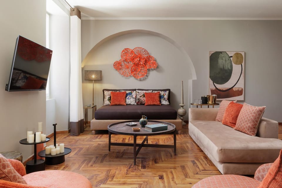 Living room, Seating area