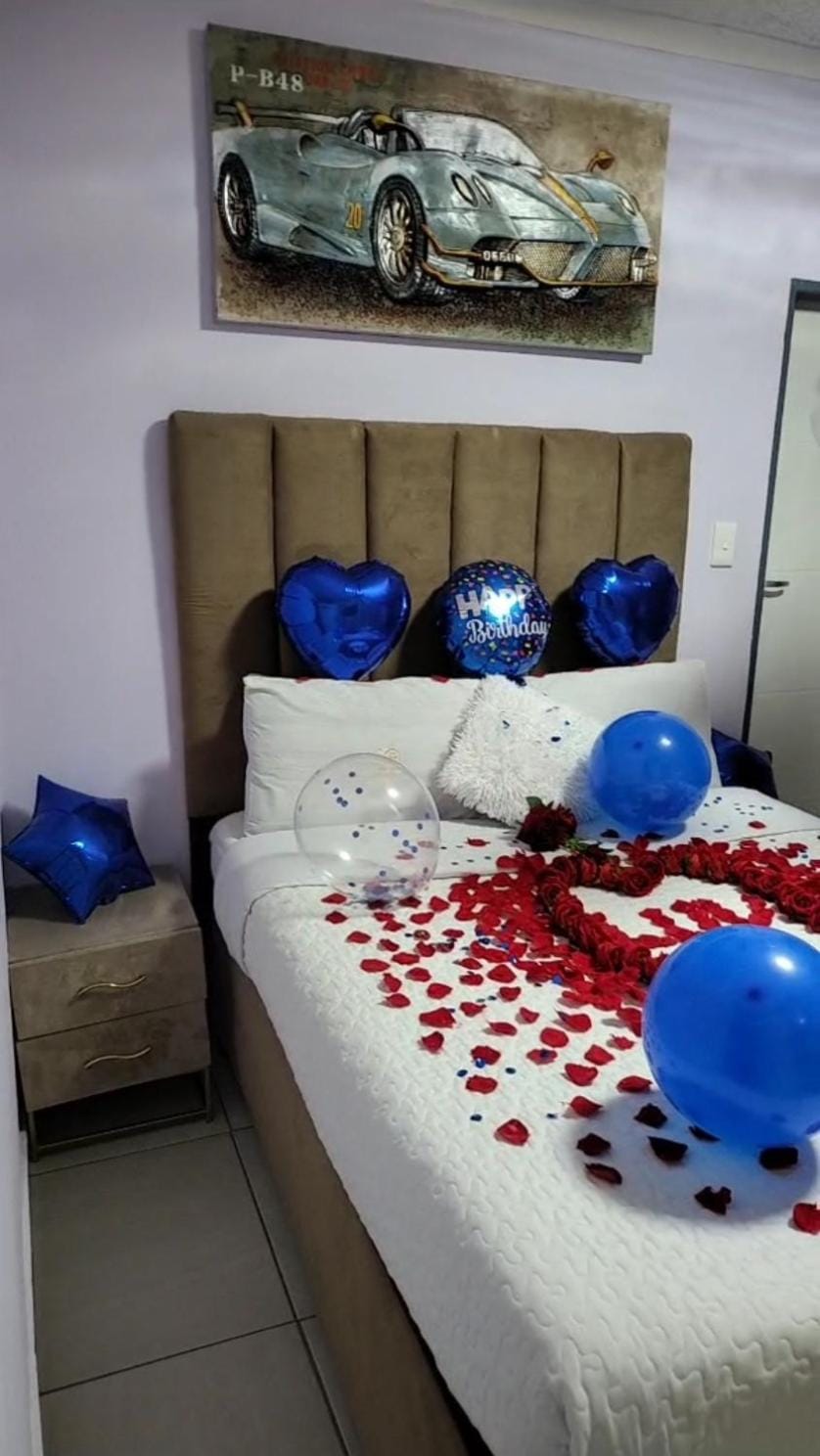 High BnBGuestlodge Bed and Breakfast in Gauteng