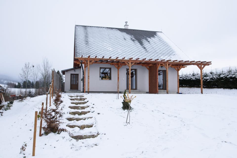 Property building, Day, Winter