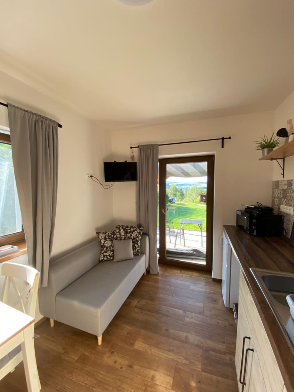 TV and multimedia, View (from property/room), Balcony/Terrace, Kitchen or kitchenette, Living room, Seating area
