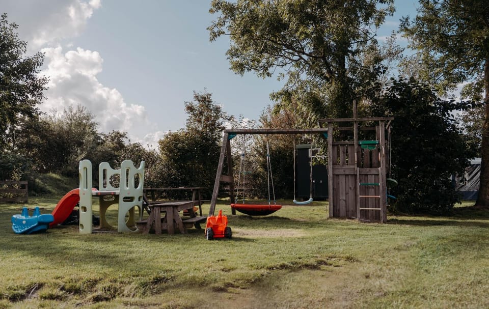 Camping de Tulpenweide Campground/ 
RV Resort in North Holland (province)