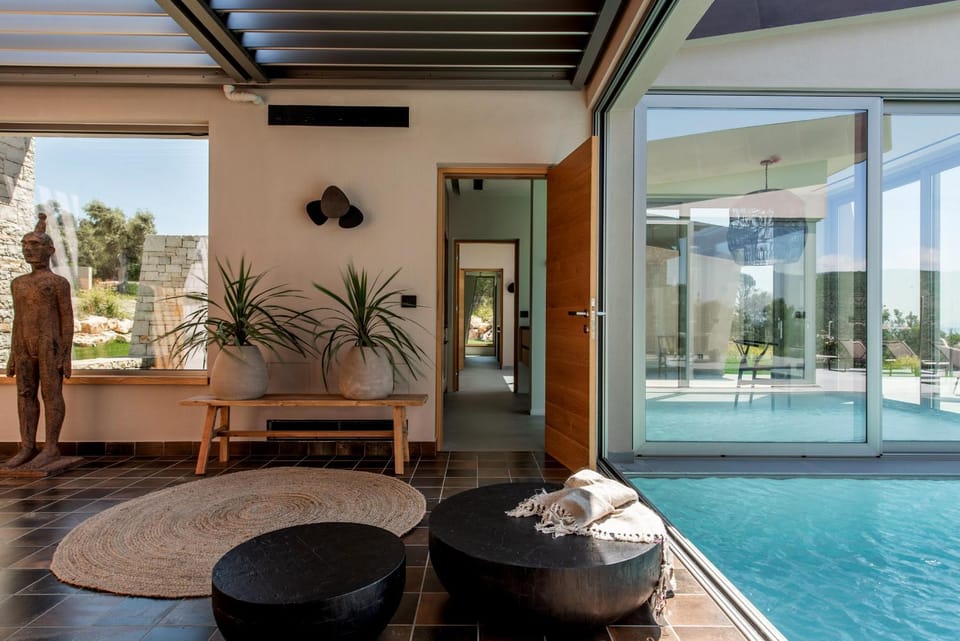 Pool view, Swimming pool