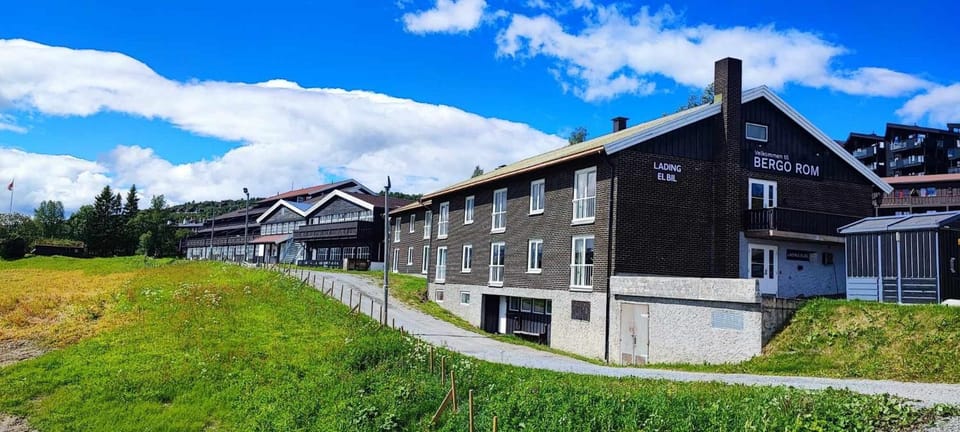 Property building, Spring