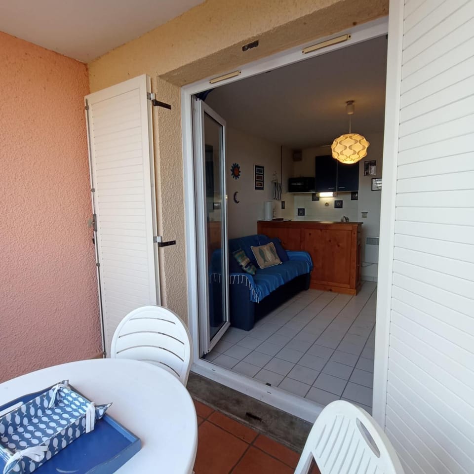 Balcony/Terrace, Living room