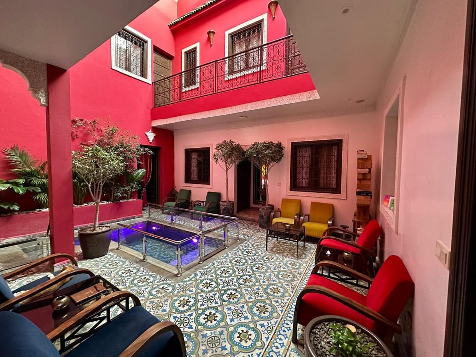 Property building, Swimming pool