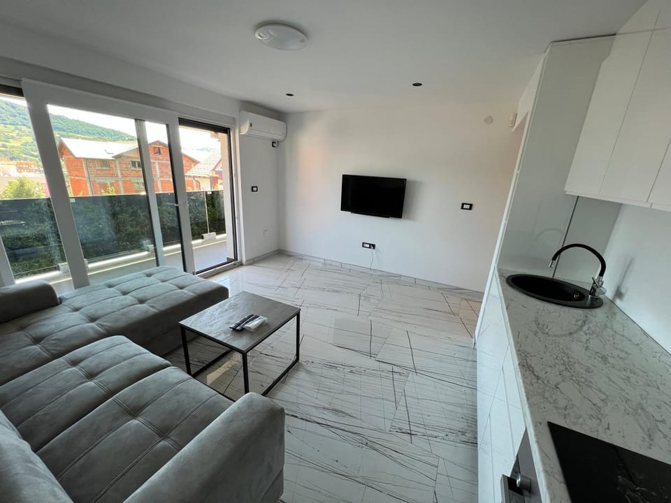 Living room, Evening entertainment