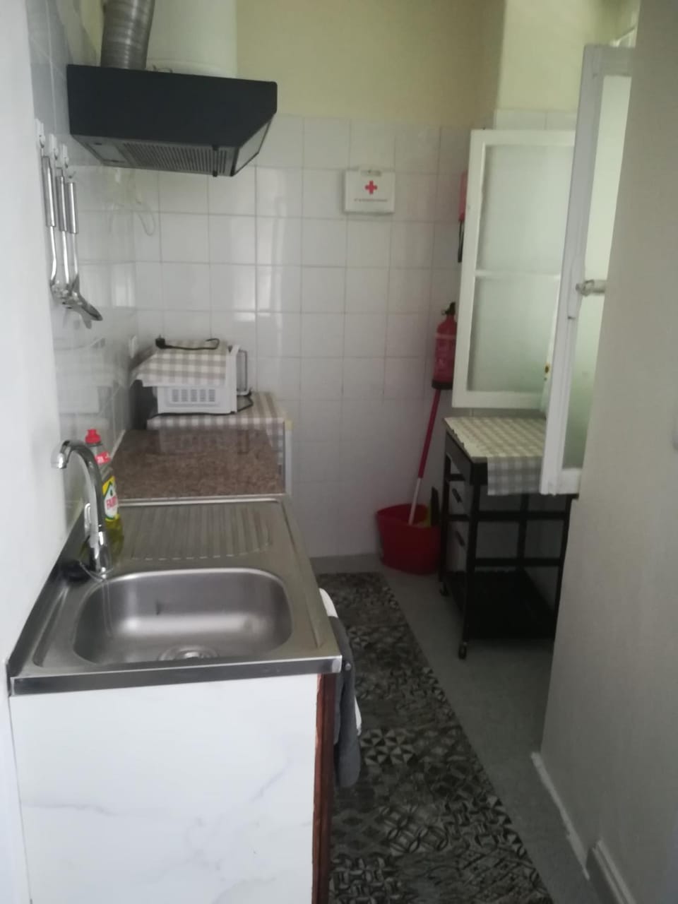 Kitchen or kitchenette