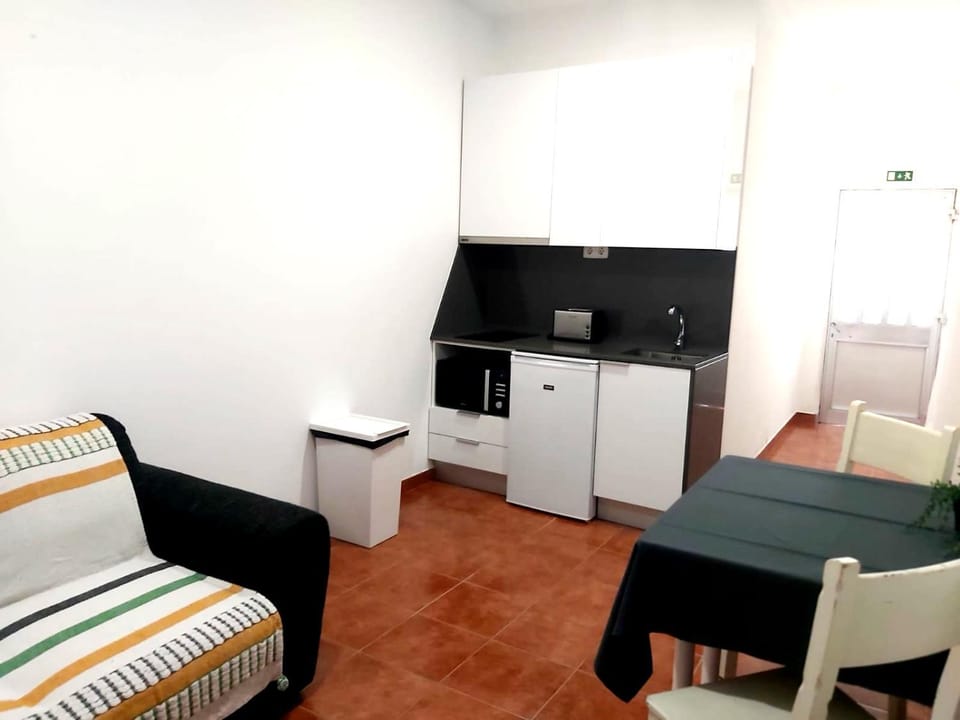 Kitchen or kitchenette, Living room, Dining area