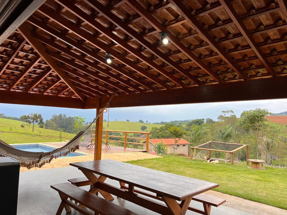 Patio, Mountain view