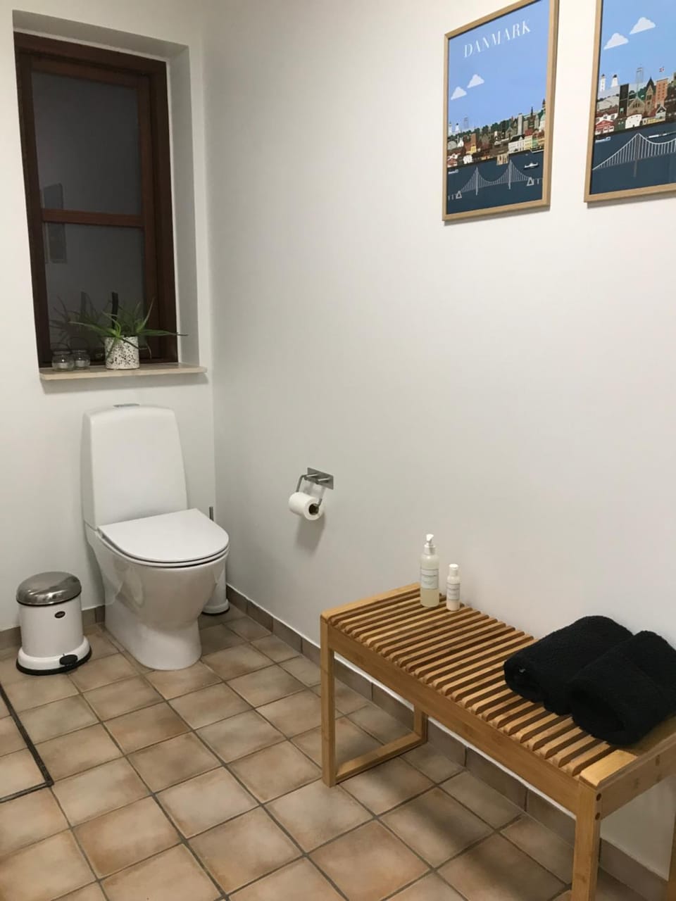 Toilet, Bathroom