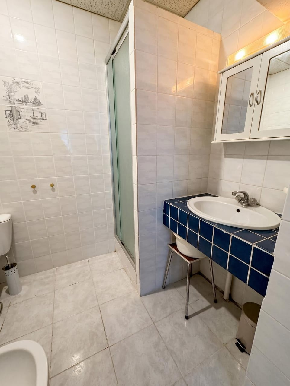 Studio charmant à Néris-les-Bains, 20 m², avec terrasse C Apartment in Auvergne-Rhône-Alpes