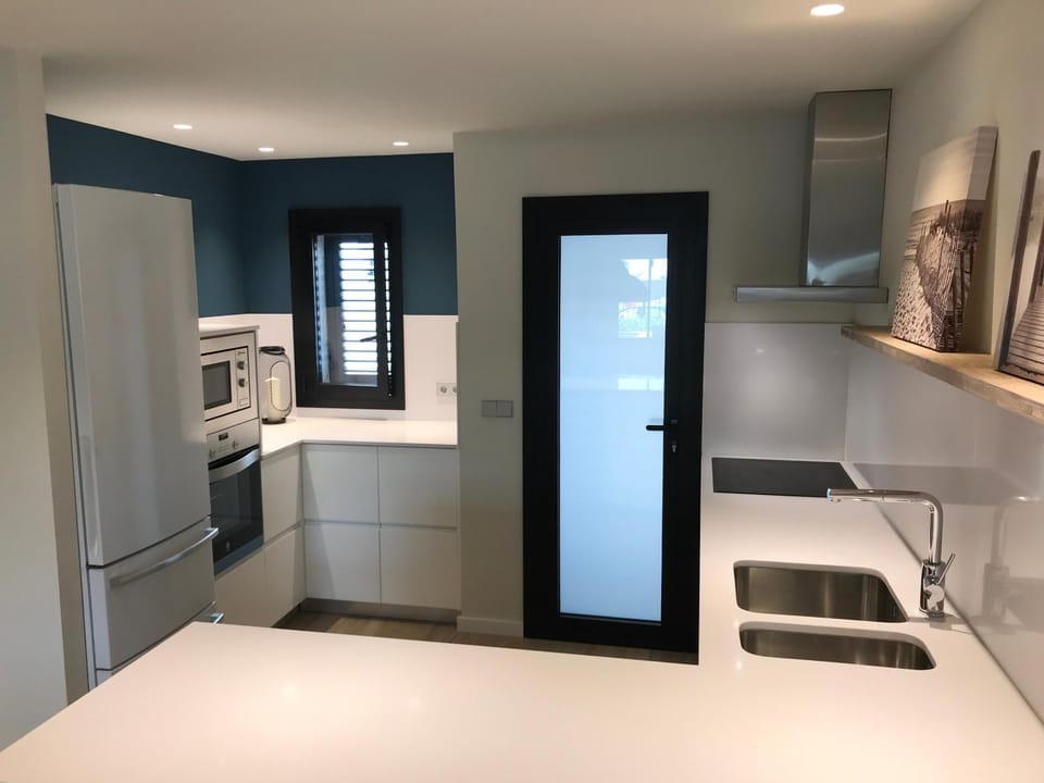 Property building, Kitchen or kitchenette, Living room