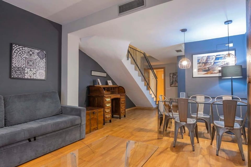 The Collection Barcelona - Bright and modern Duplex with terrace in Eixample district P1 Apartment in Barcelona