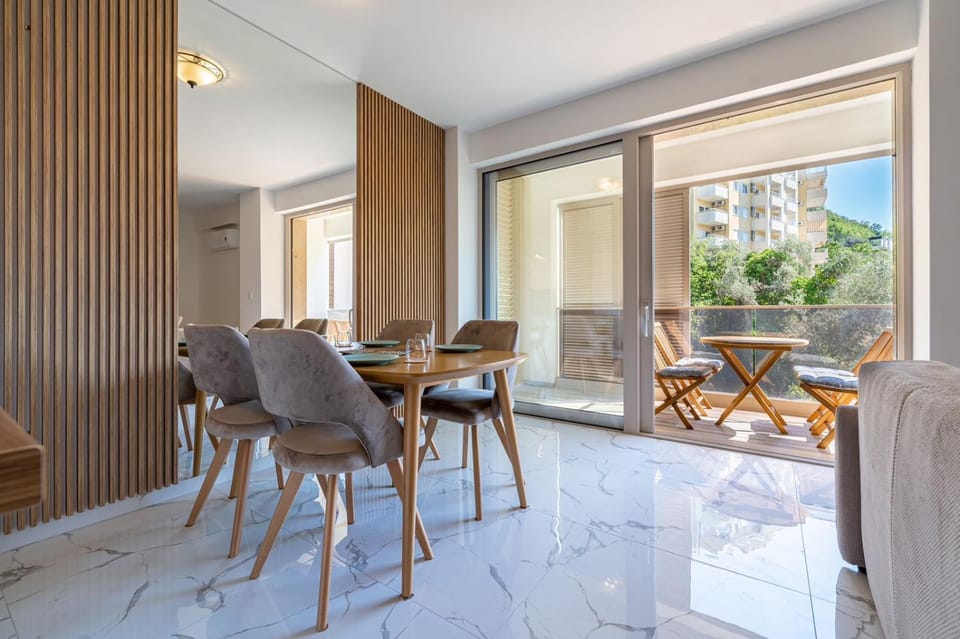 AURA TOWER Apartments by Gaby Apartment in Budva Municipality