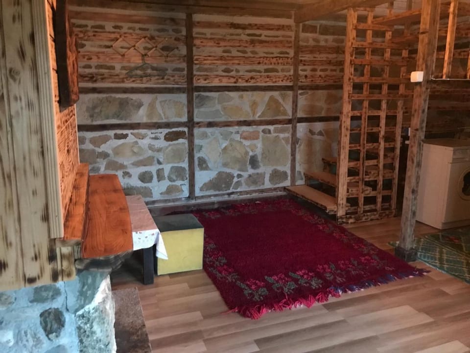 Shpia e Las Vol Chalet in North Macedonia