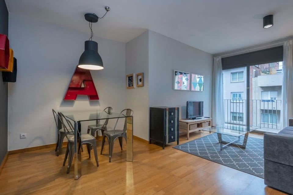 The Collection Barcelona - 2 bedroom apart with balcony in Eixample Apartment in Barcelona