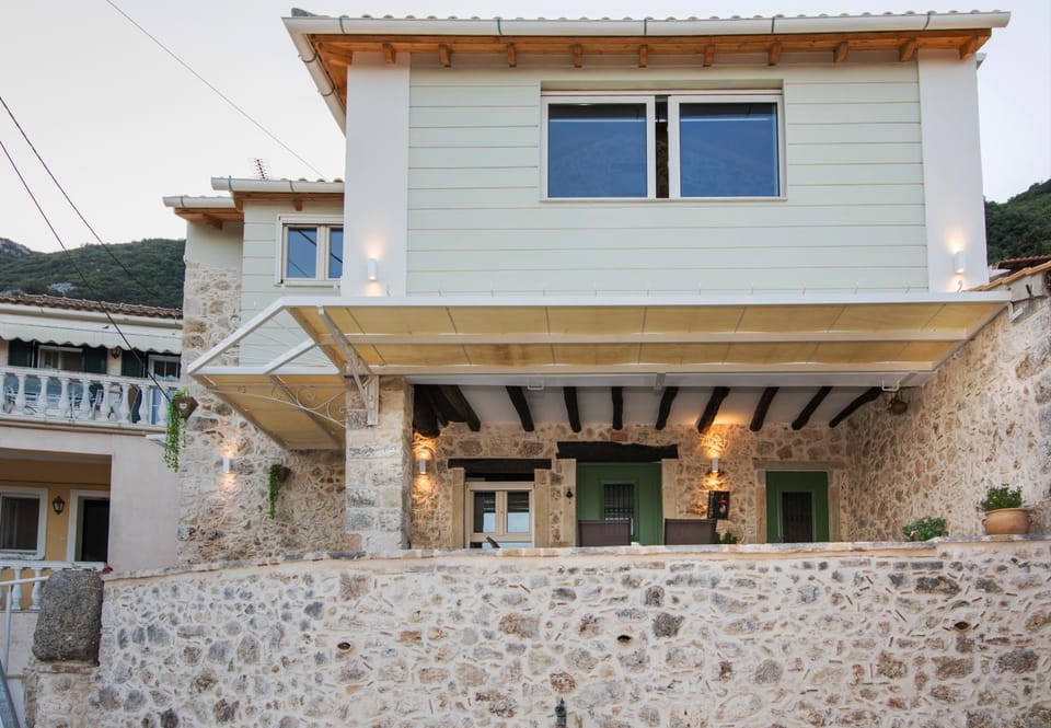 Property building, Balcony/Terrace