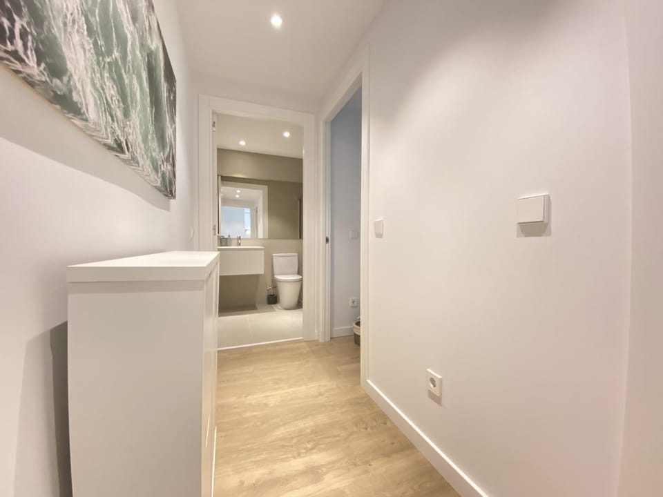 Communal lounge/ TV room, TV and multimedia, Living room, Seating area