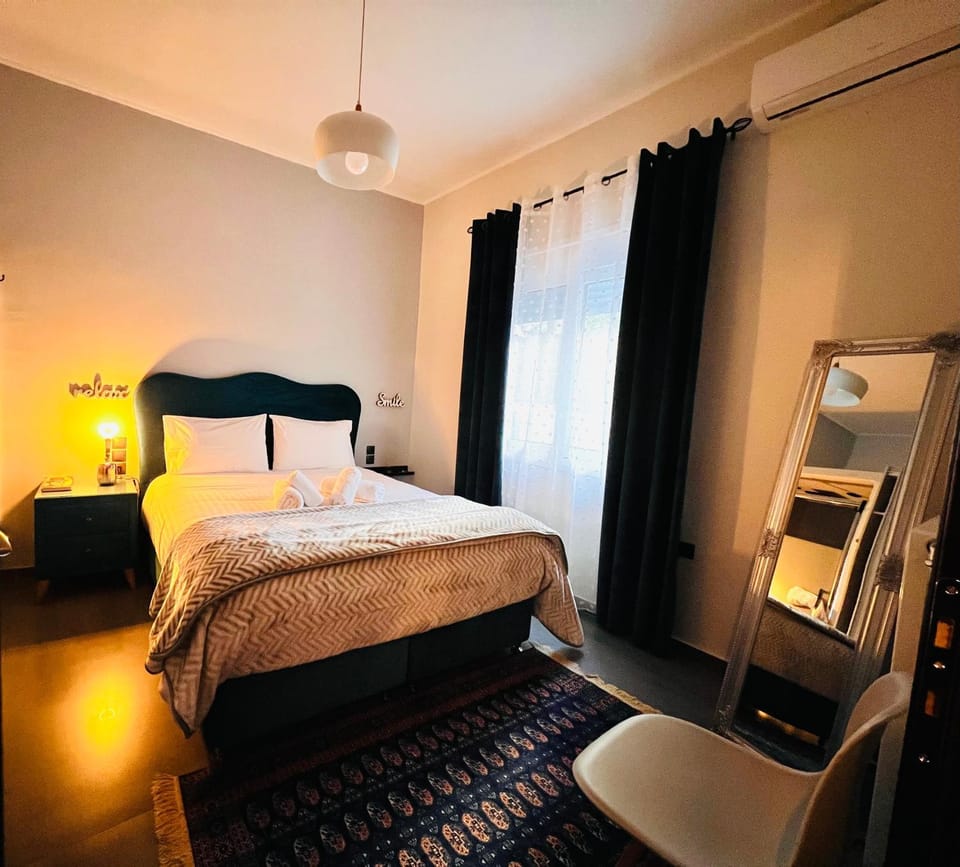 Bed, Bedroom