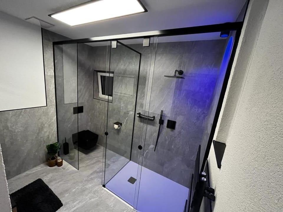 Shower, Toilet, Bathroom