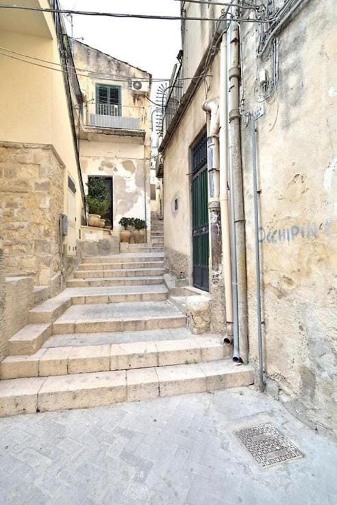 Misar-36 Bed and Breakfast in Modica
