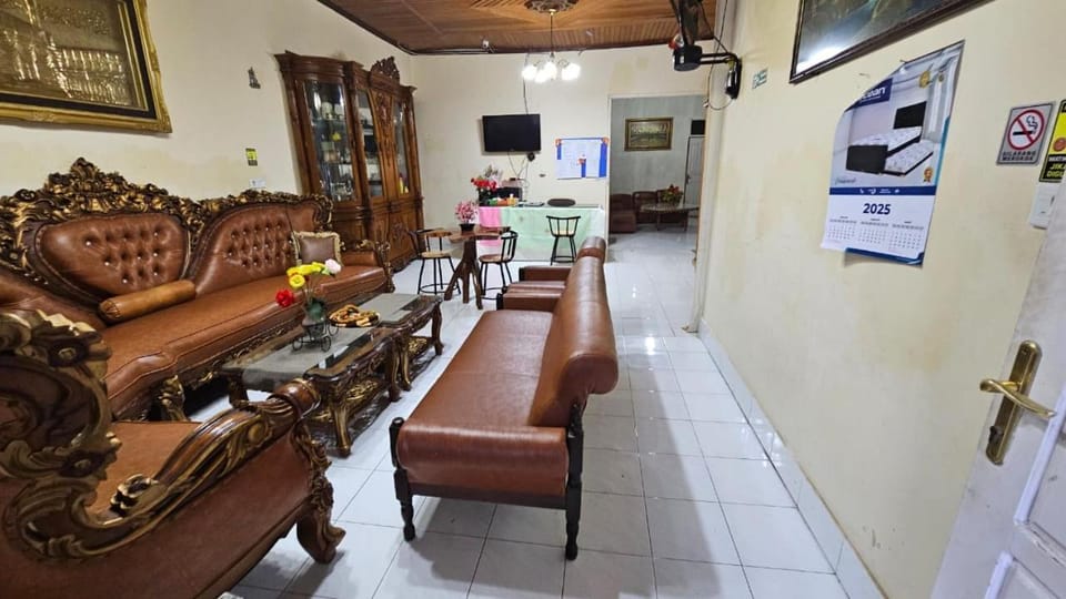 Penginapan Bunga Sonsang Padang Syariah Vacation rental in Padang