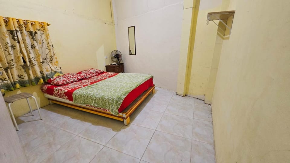 Penginapan Bunga Sonsang Padang Syariah Vacation rental in Padang