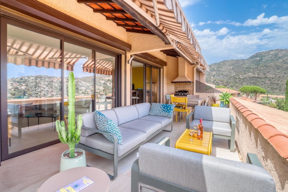 Balcony/Terrace, Balcony/Terrace