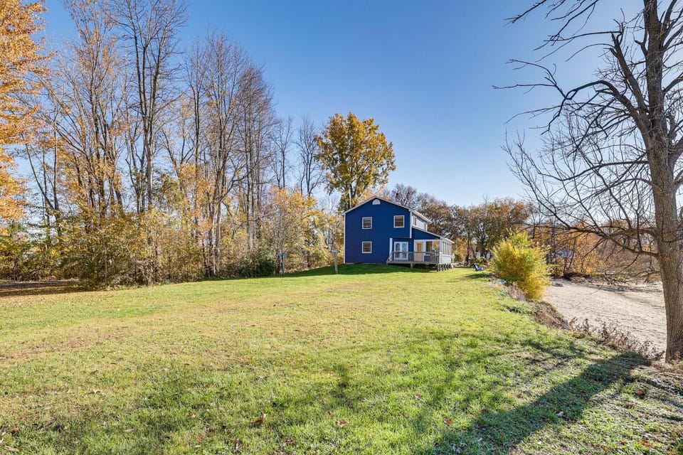 Alburgh Lake House: Private Beachfront! House in Alburg