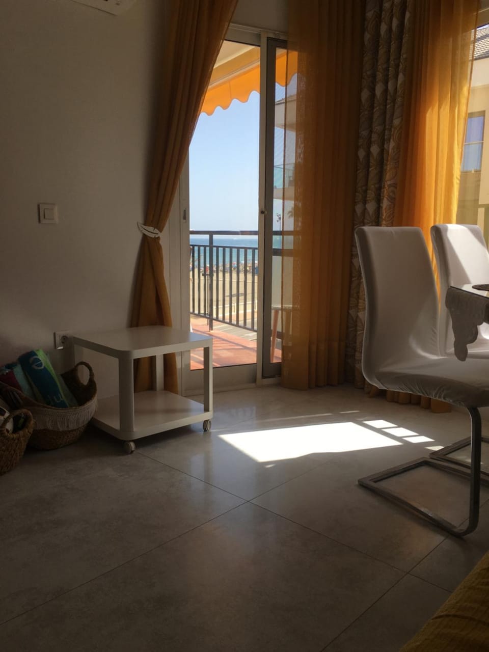 Living room, Sea view