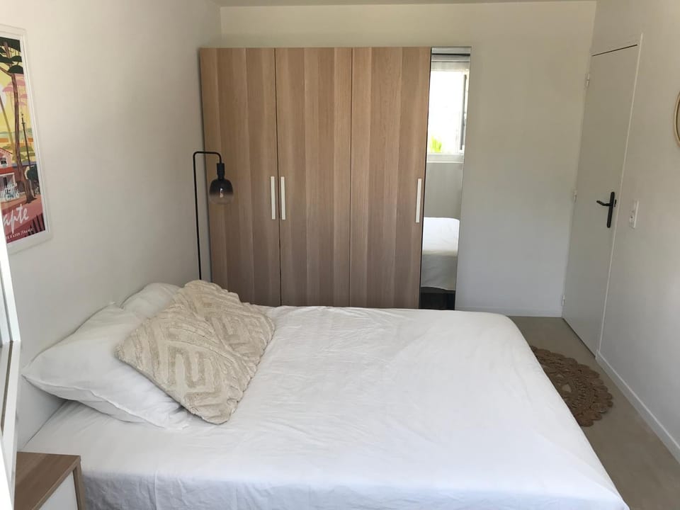 Mon littoral ( rez-de-jardin ) 100 m de la plage Apartment in French Riviera