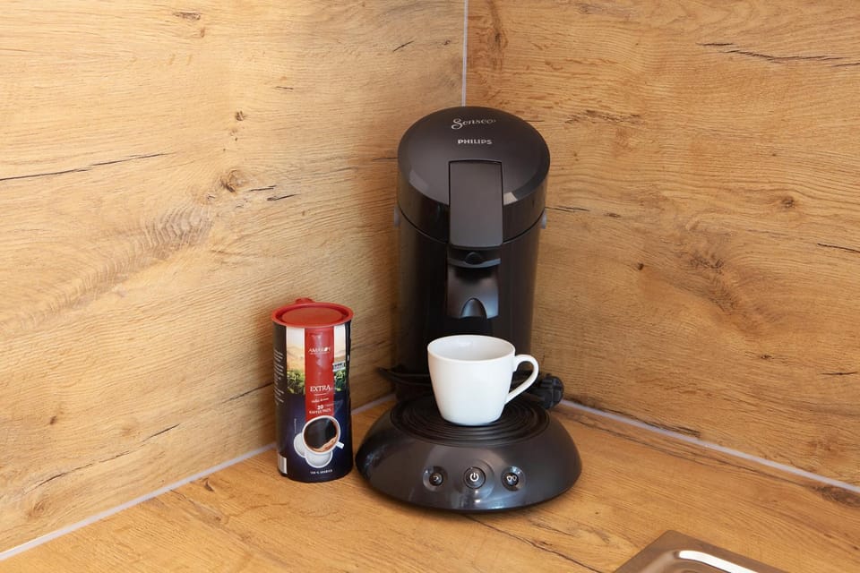 Coffee/tea facilities, Kitchen or kitchenette