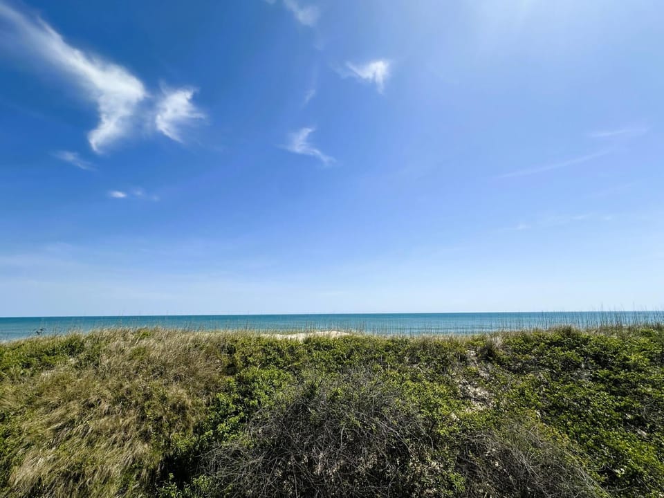 N5615-Living The Dream House in Nags Head
