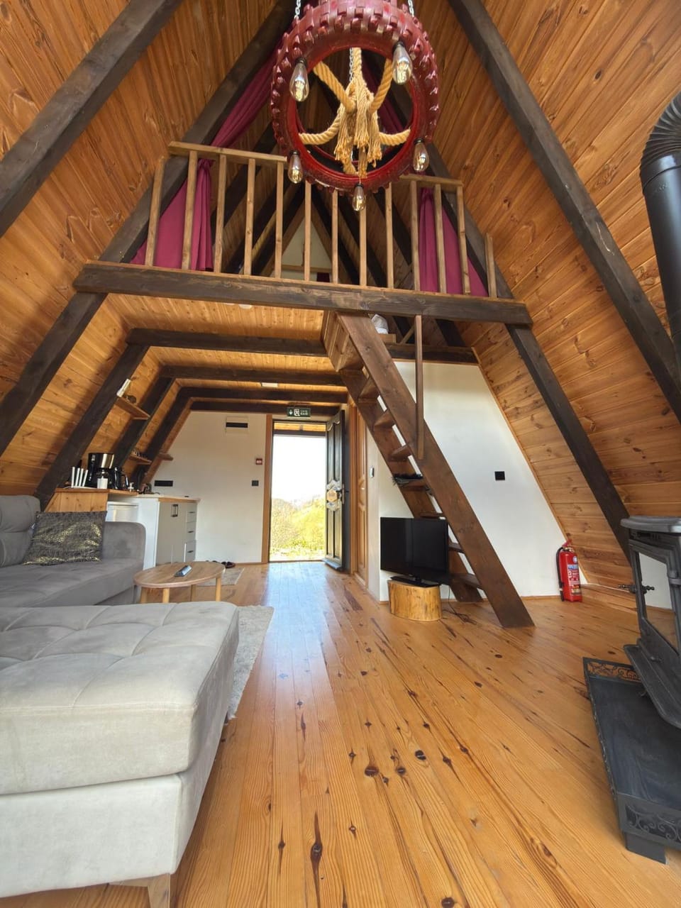 Living room, Seating area, fireplace