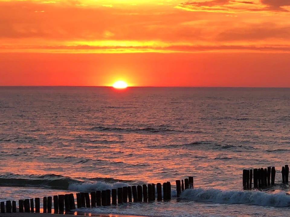 Nearby landmark, Day, Natural landscape, Other, Other, Other, Beach, Sea view, Sunrise, Sunset
