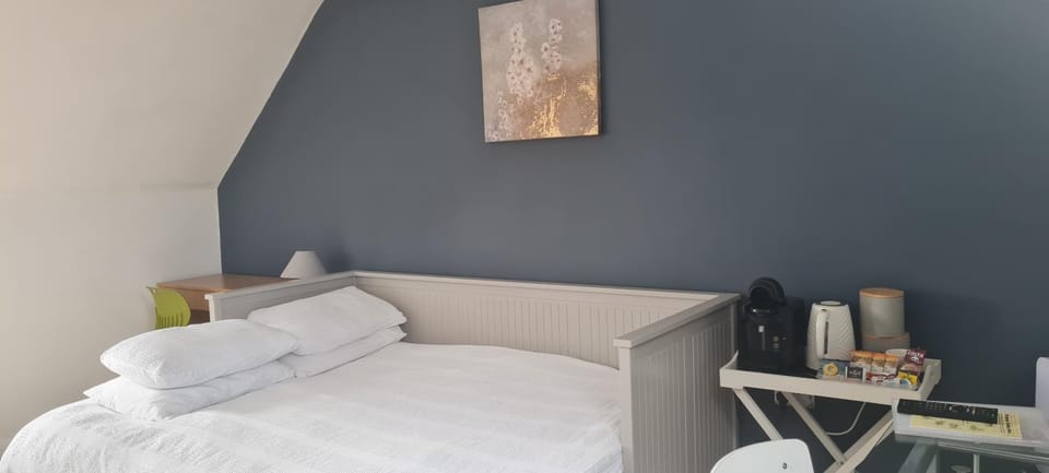 Bed, Coffee/tea facilities, Bedroom