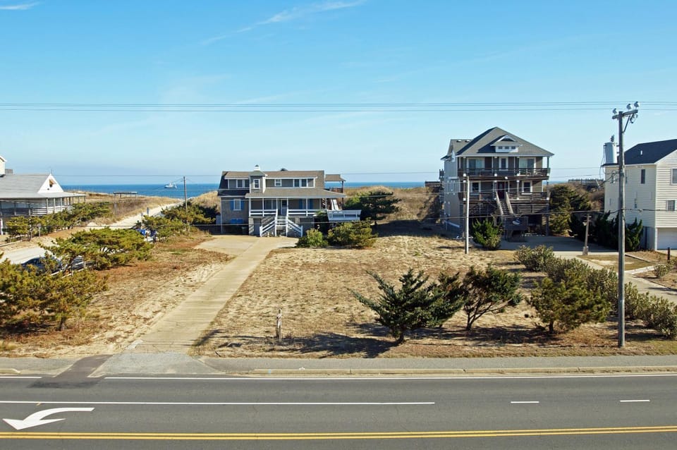 N2102- Sunny Daze House in Kill Devil Hills