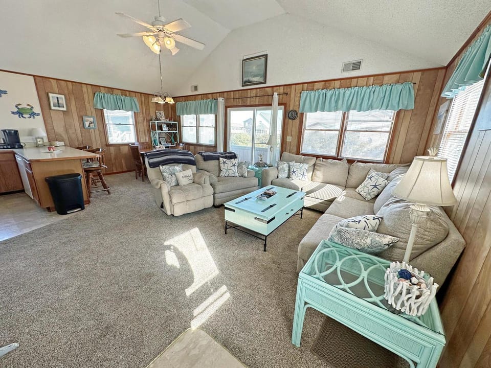 KH4231- Cocktails And Dreams House in Kitty Hawk